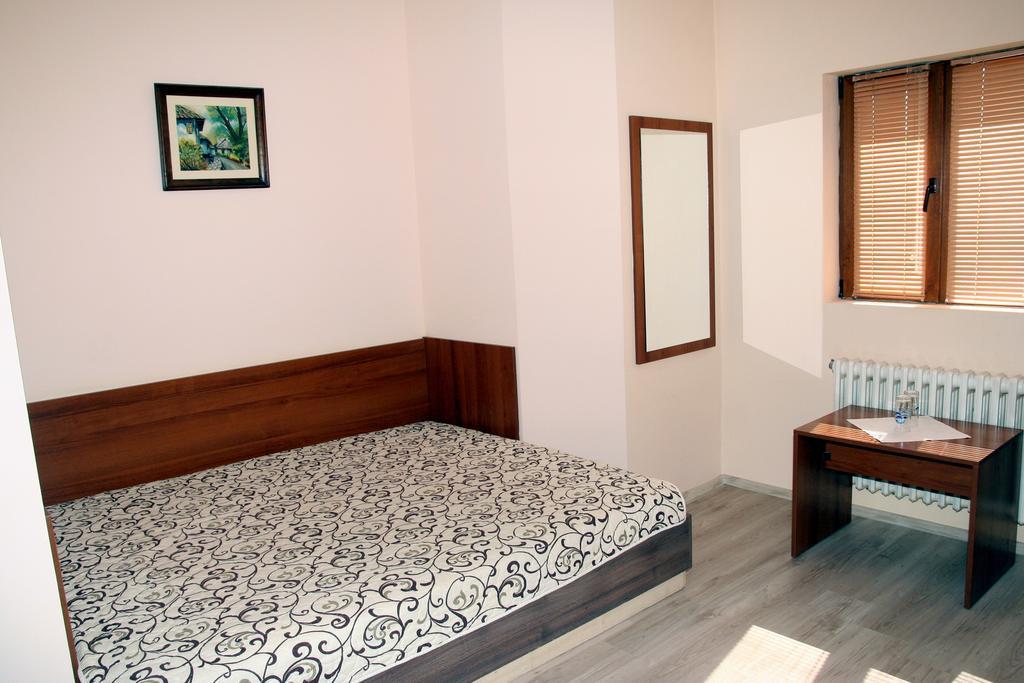 Interrum Hotel Razgrad Rom bilde