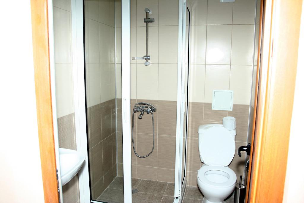 Interrum Hotel Razgrad Eksteriør bilde