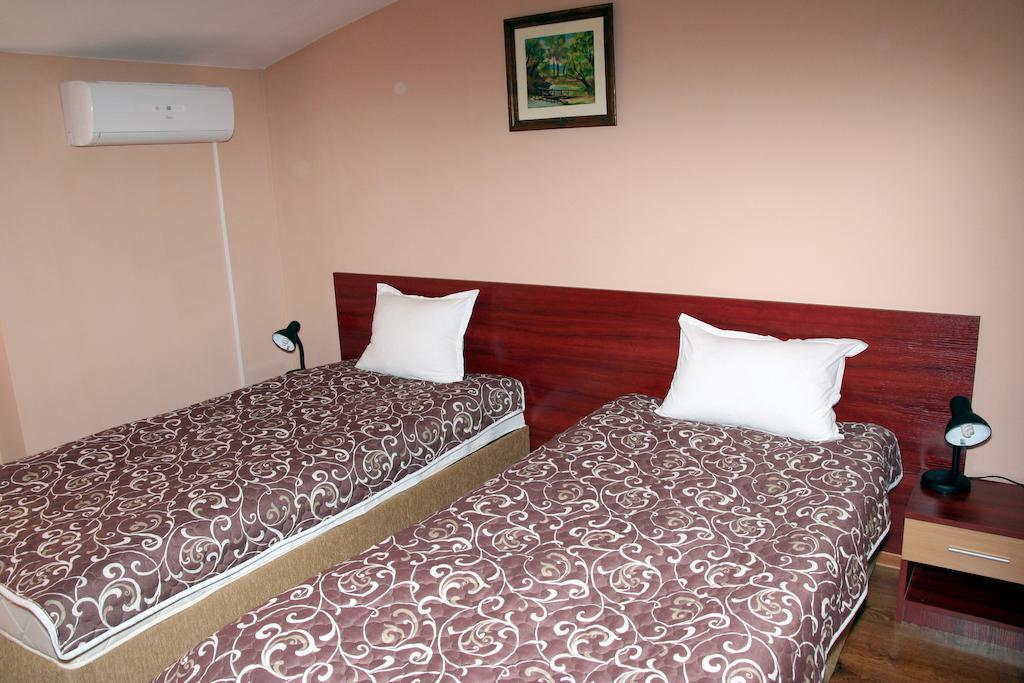 Interrum Hotel Razgrad Rom bilde